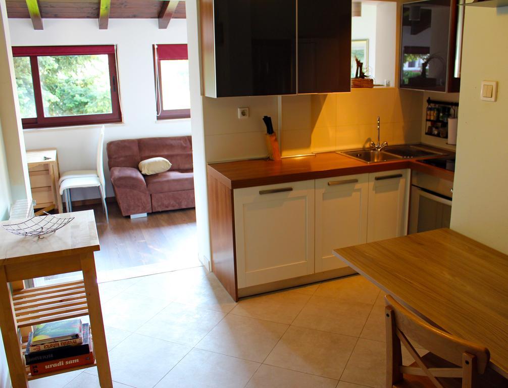 Apartment Pinia Porec Esterno foto