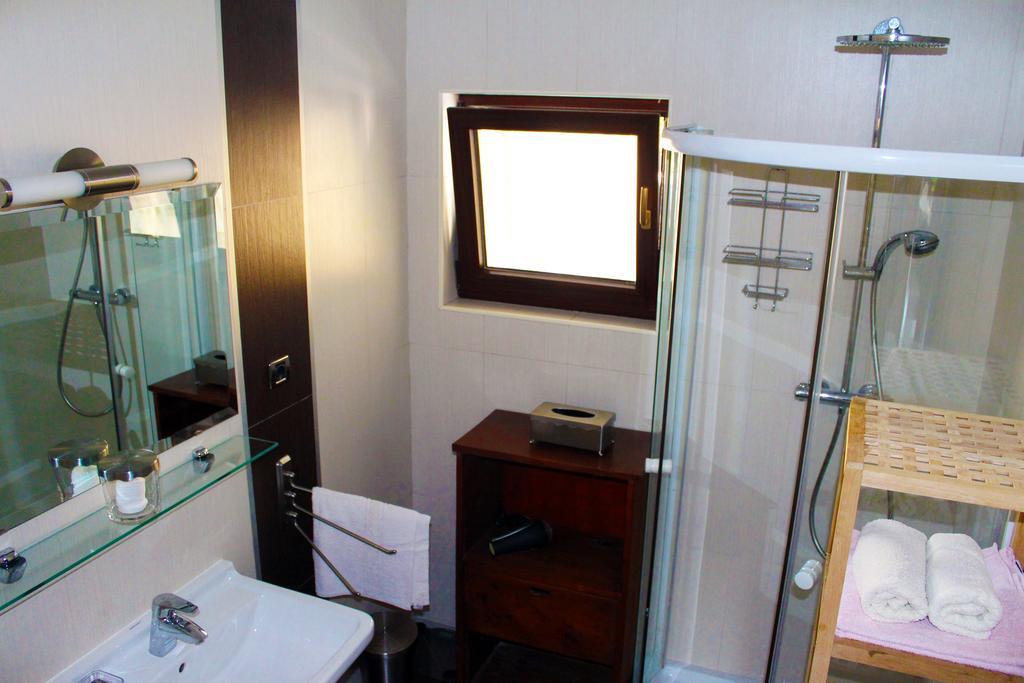 Apartment Pinia Porec Esterno foto